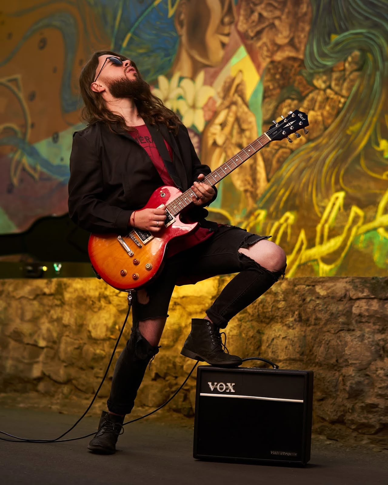 Royé Campero con guitarra